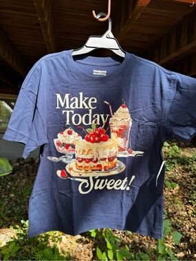 Weekend Academy Navy Short-Sleeve Graphic Tee - 'Make Today Sweet'